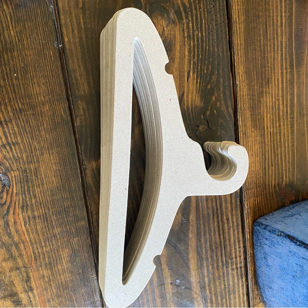 LOT 1 Ditto Hangers NexGen fiber paper sturdy eco friendly hangers pack of 20 - Picture 8 of 16